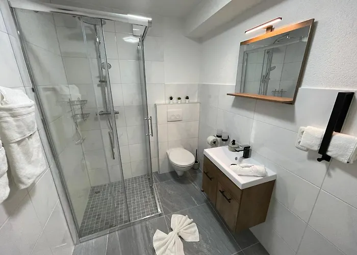 Rima Apart's 黑特尔旺