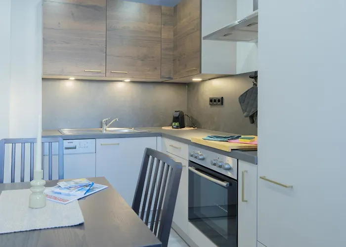 Rima Apart's 黑特尔旺